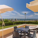 别墅 Pestana Seaside