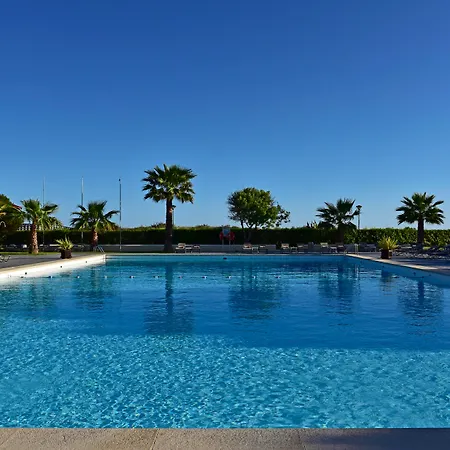 Villa Pestana Seaside *