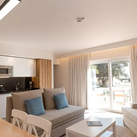 Villa Pestana Seaside *