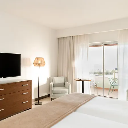 Villa Pestana Seaside *