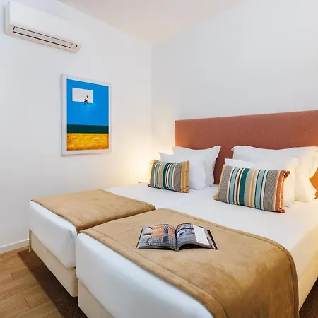 Vila Pestana Seaside